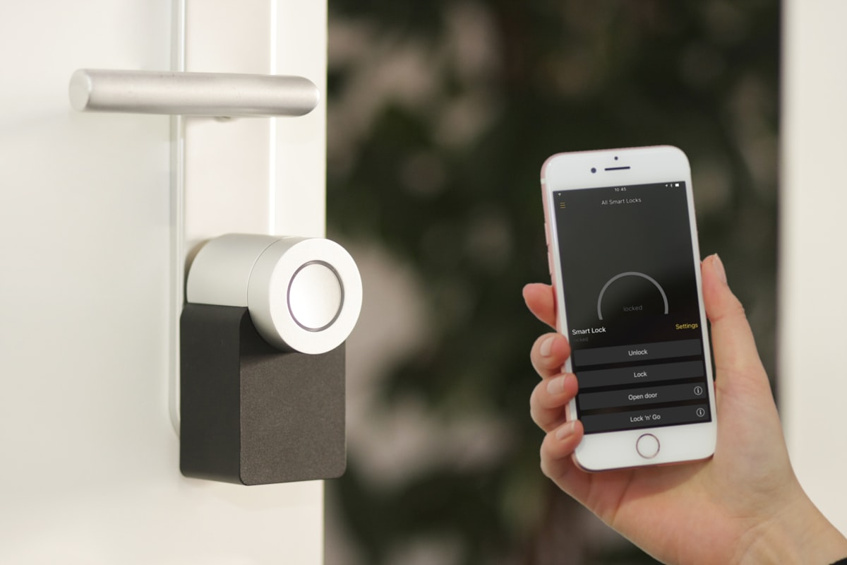 Smart lock controlled from a phone app